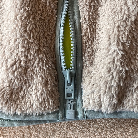 TNA Cream Sherpa Hoodie - Picture 8 of 12